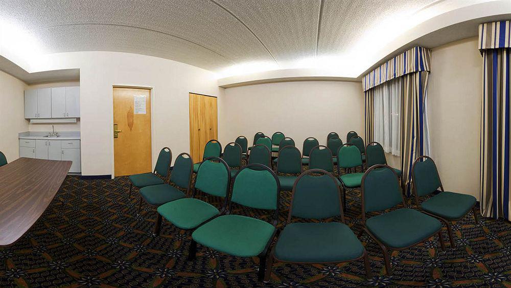 Holiday Inn Express Hotel & Suites Lawrenceville By Ihg Εξωτερικό φωτογραφία