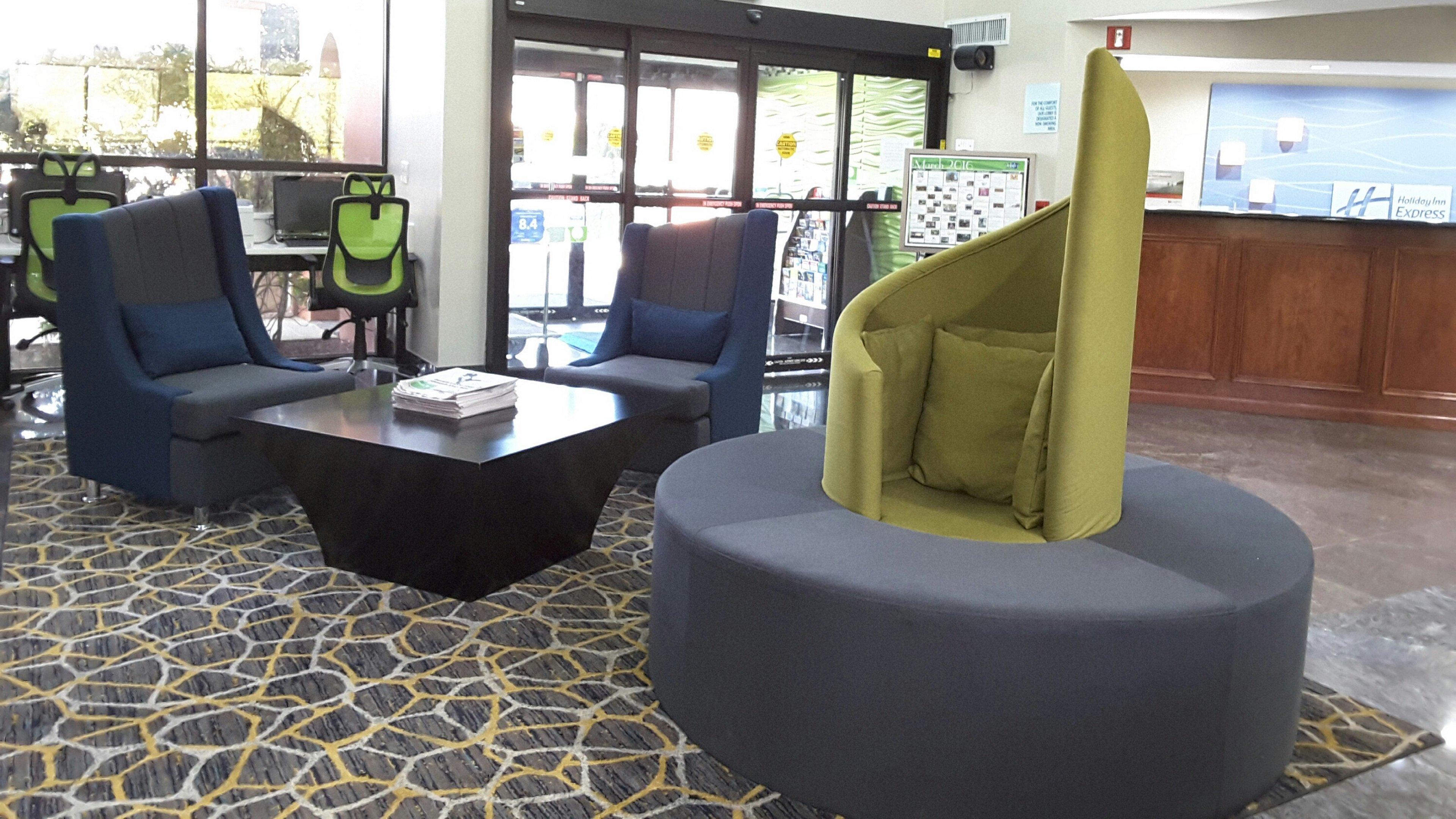 Holiday Inn Express Hotel & Suites Lawrenceville By Ihg Εξωτερικό φωτογραφία