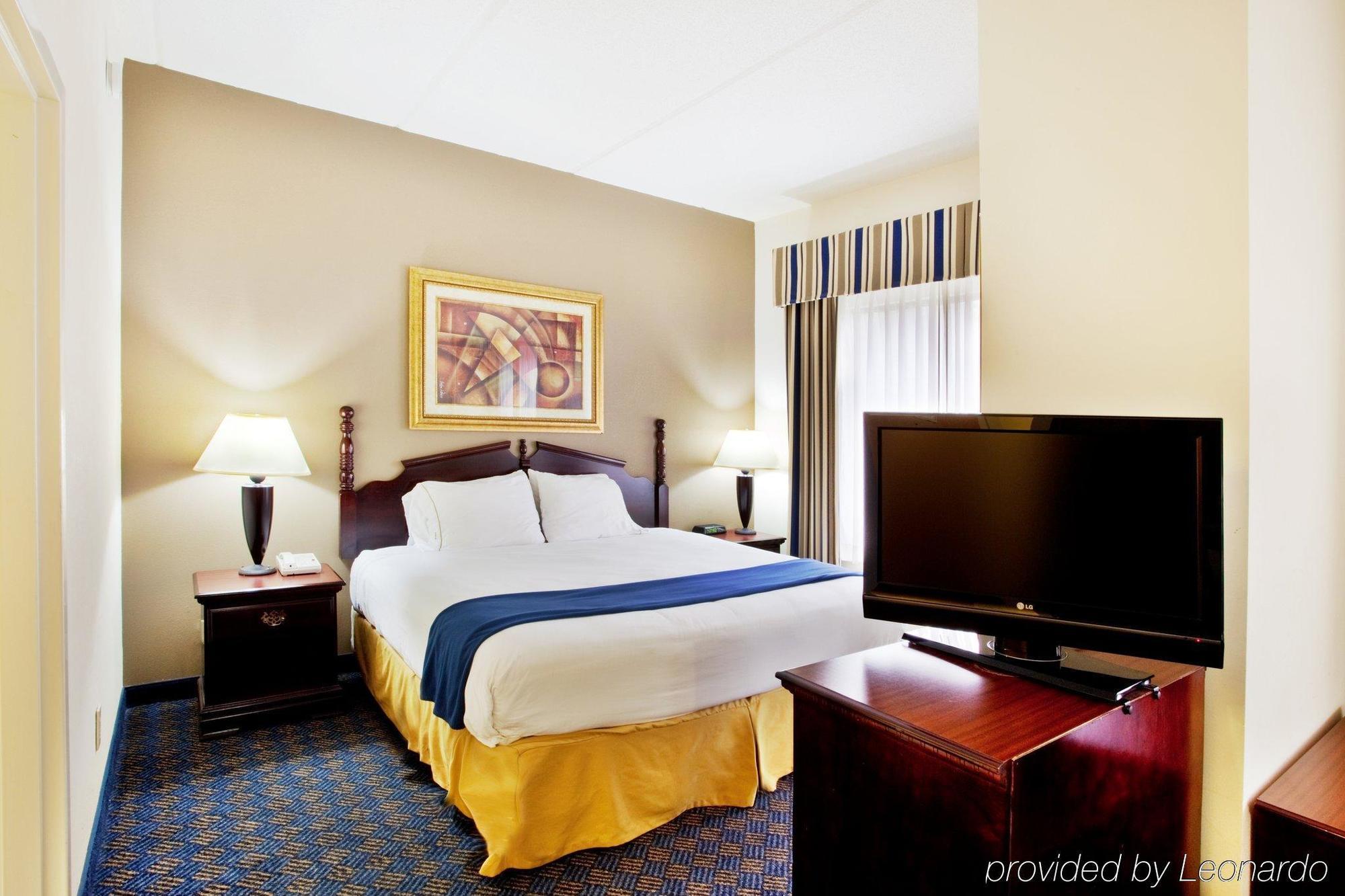 Holiday Inn Express Hotel & Suites Lawrenceville By Ihg Εξωτερικό φωτογραφία