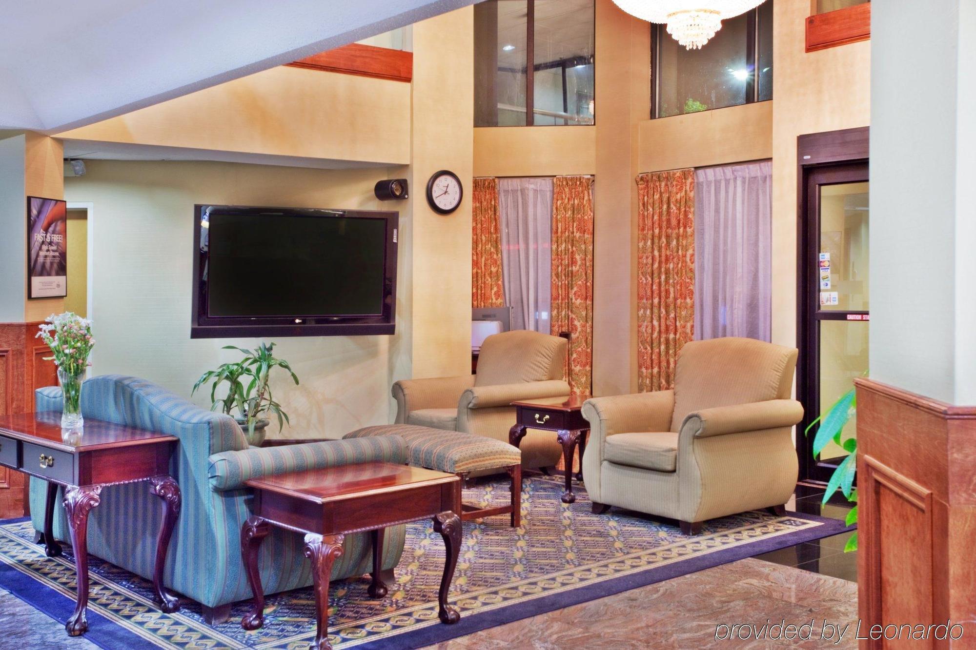 Holiday Inn Express Hotel & Suites Lawrenceville By Ihg Εξωτερικό φωτογραφία