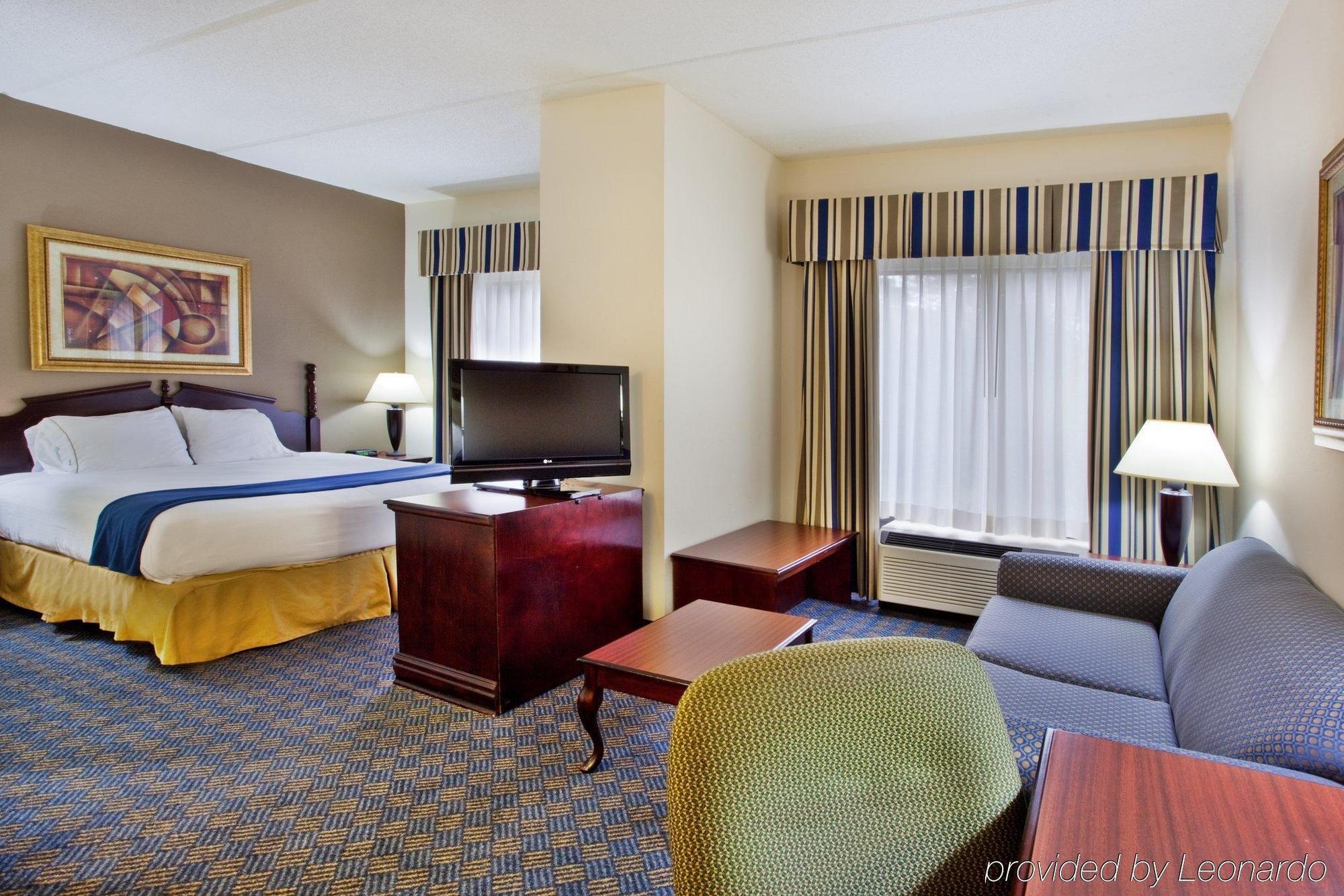 Holiday Inn Express Hotel & Suites Lawrenceville By Ihg Εξωτερικό φωτογραφία
