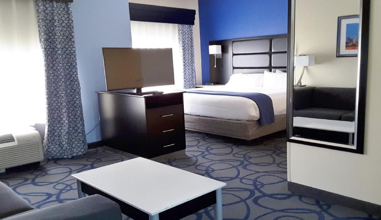 Holiday Inn Express Hotel & Suites Lawrenceville By Ihg Εξωτερικό φωτογραφία
